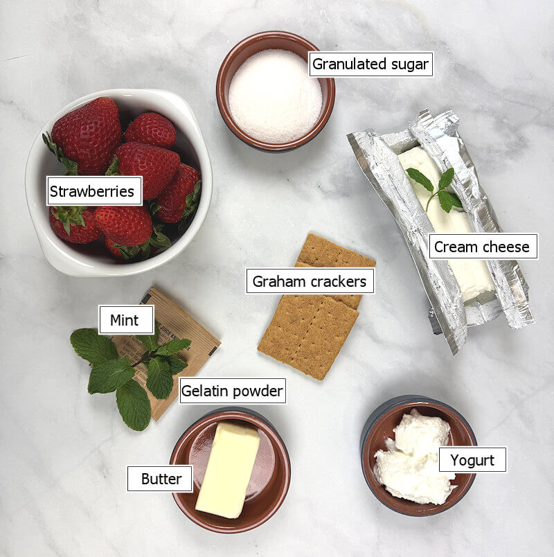 Key ingredients to make a no-bake strawberry cheesecake (small batch)