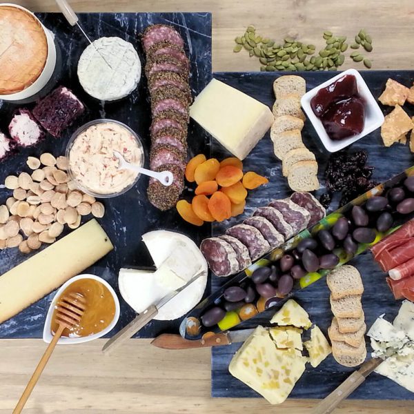 How to Build a Winning Cheese Platter