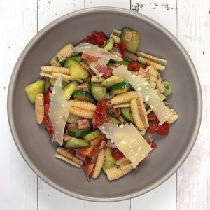Cucumber Tomato & Ham Pasta