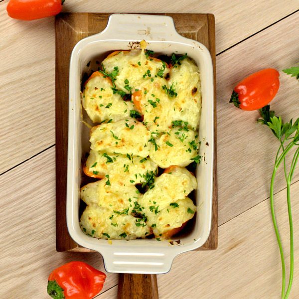 Sweet Peppers Filled with Cheese-Potato Mash