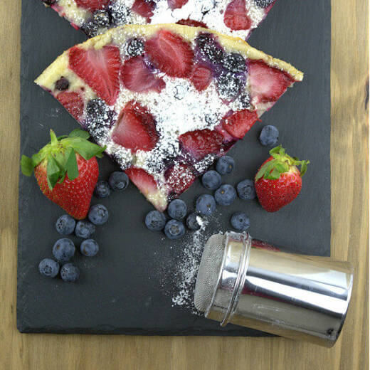 Yeast Pancakes with Fruit