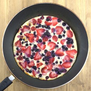 Yeast Pancakes with Fruit