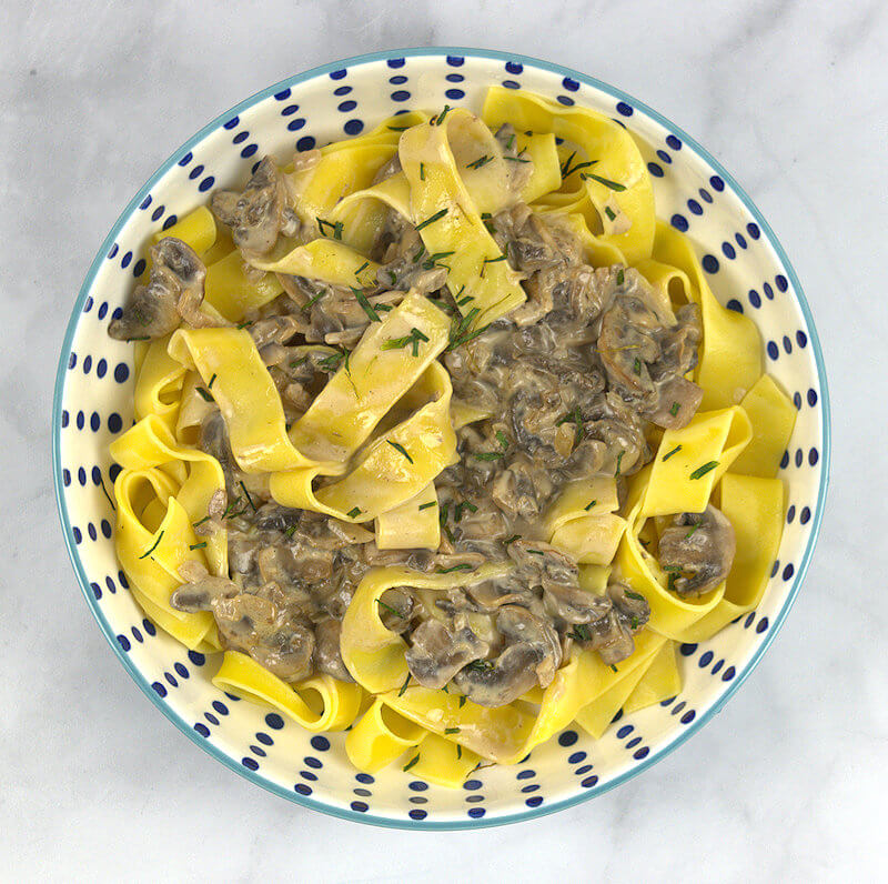Pasta with Creamy Mushroom Sauce