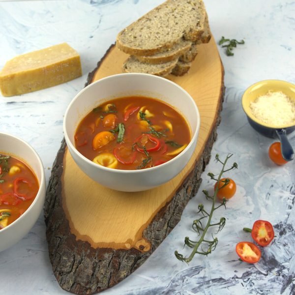 Tomato Sweet Pepper Tortellini Soup