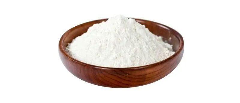 Wooden bowl with cornstarch
