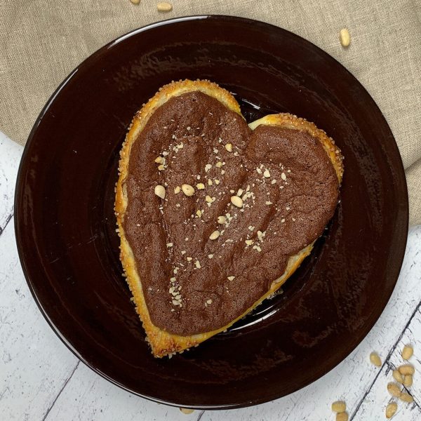 Rustic Chocolate Puff Pastry Heart for Two
