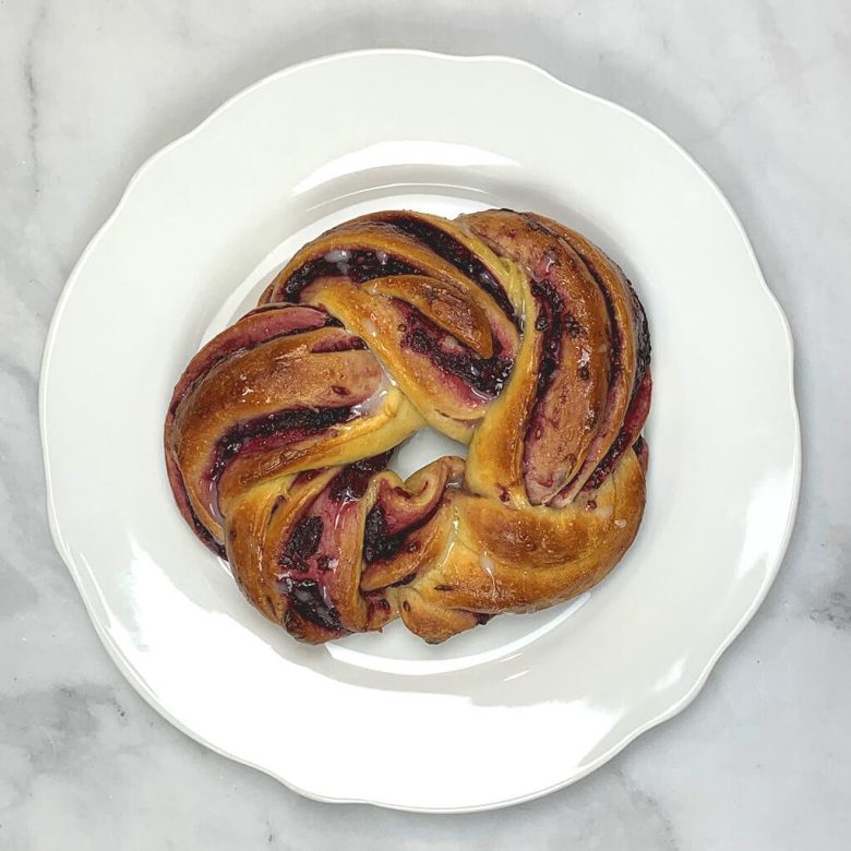 Blackberry Babka Wreath for Two