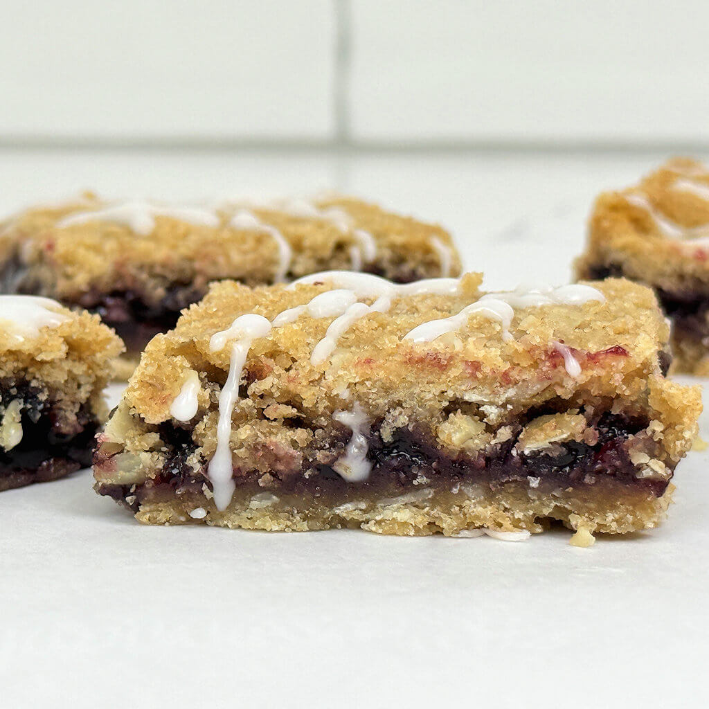 Blackberry Oat Bars