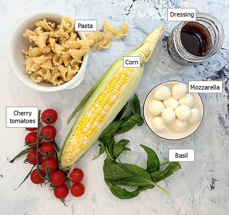 Key ingredients to make Caprese pasta salad